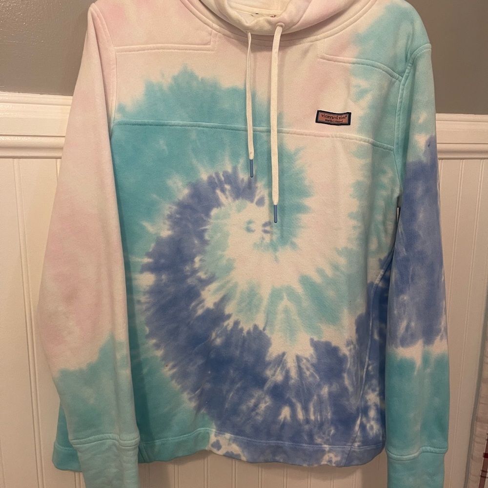 Vineyard Vines Cowl neck Shep shirt